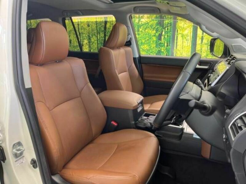 LAND CRUISER PRADO-8