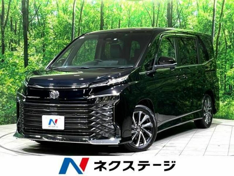 TOYOTA　VOXY