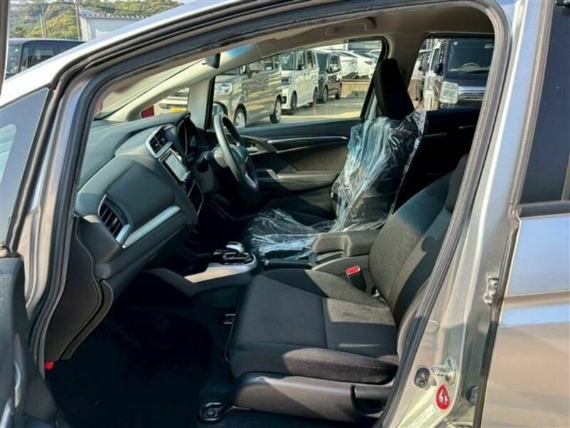 FIT HYBRID-9