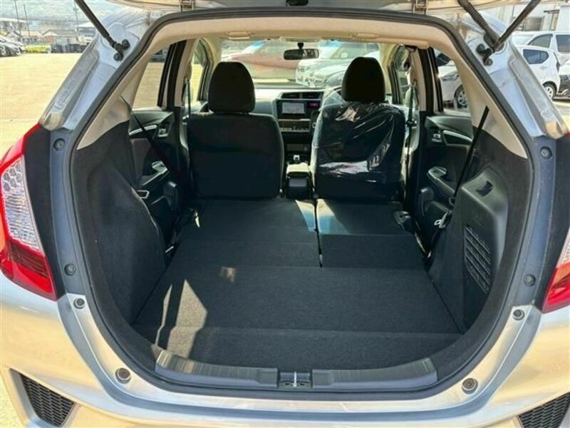 FIT HYBRID-12