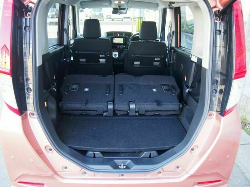 ROOMY-8