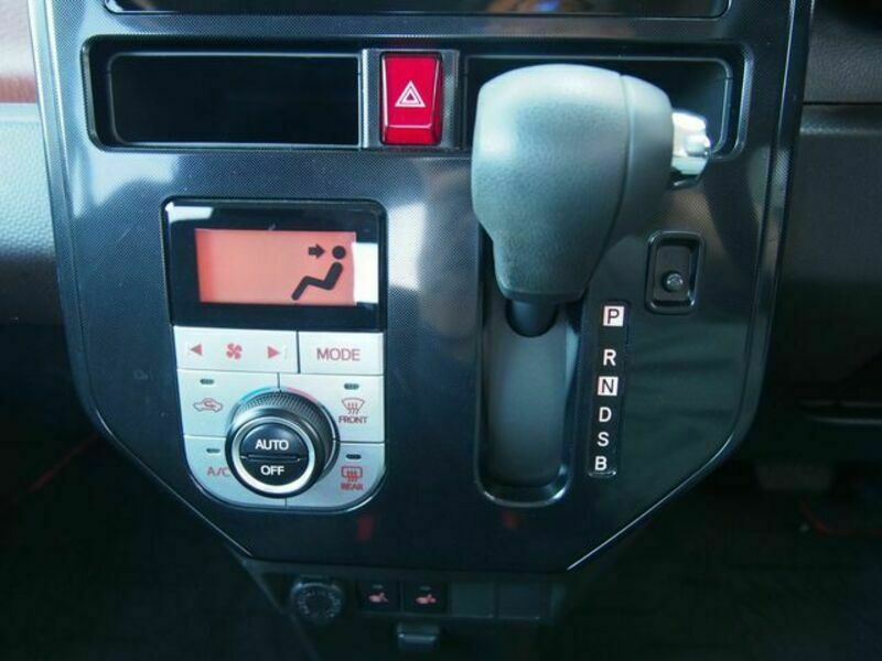 ROOMY-11