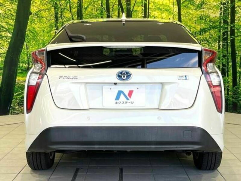 PRIUS-14