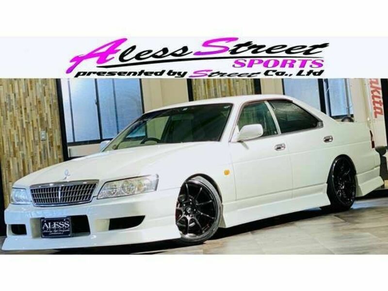 NISSAN LAUREL
