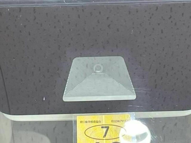 N BOX