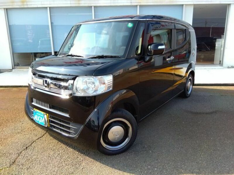 HONDA　N BOX SLASH