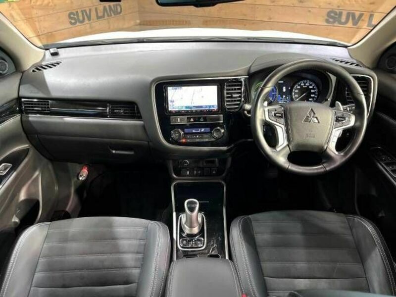 OUTLANDER PHEV