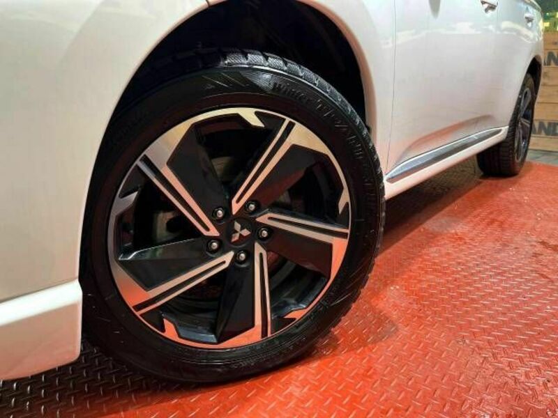 OUTLANDER PHEV