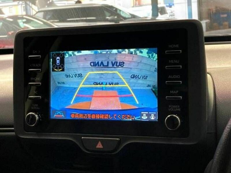 YARIS CROSS-3