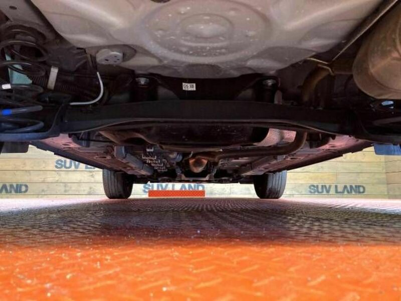 YARIS CROSS-18