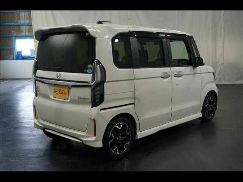 N BOX CUSTOM-8