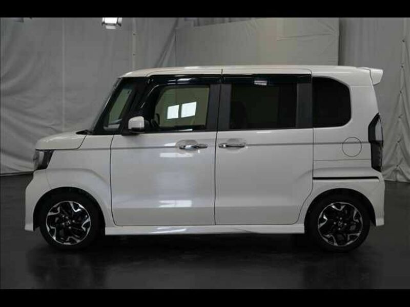 N BOX CUSTOM-14