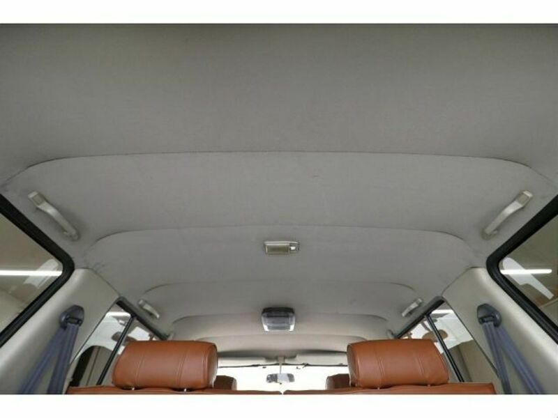 LAND CRUISER PRADO-9