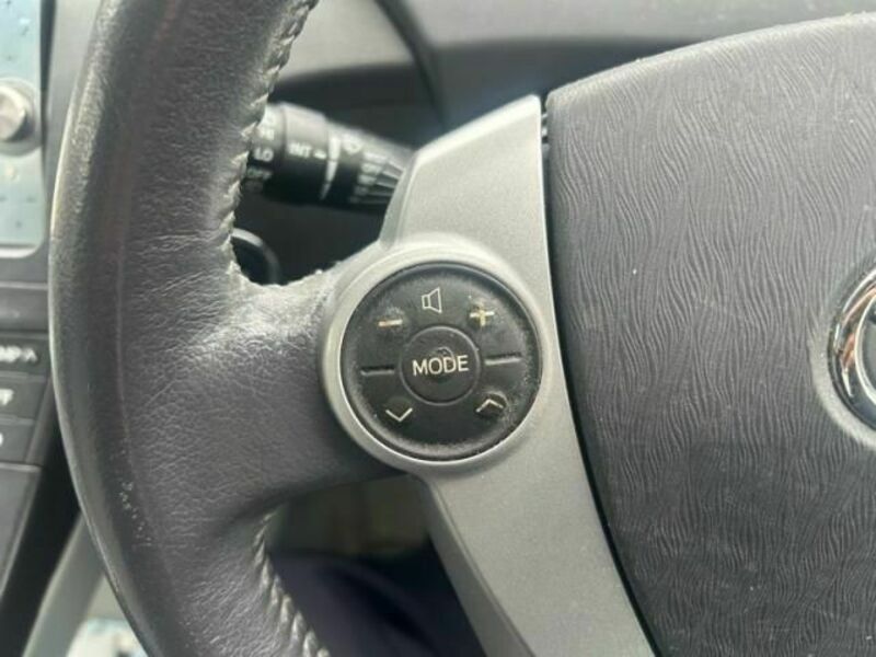 PRIUS-9