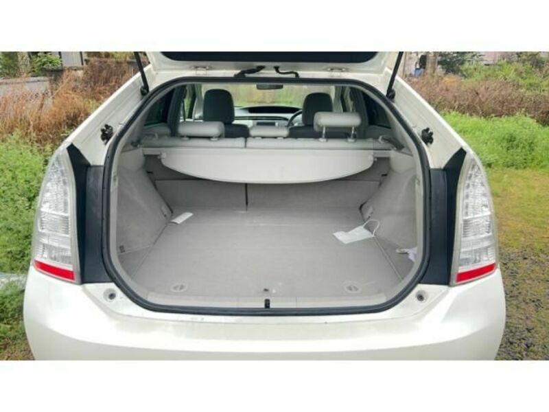 PRIUS-22