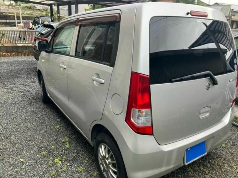 WAGON R-3