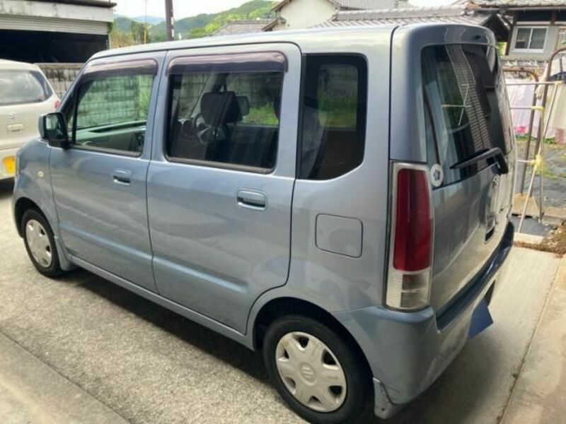 WAGON R