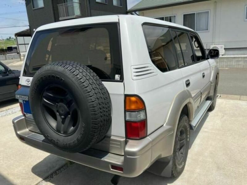 LAND CRUISER PRADO-8