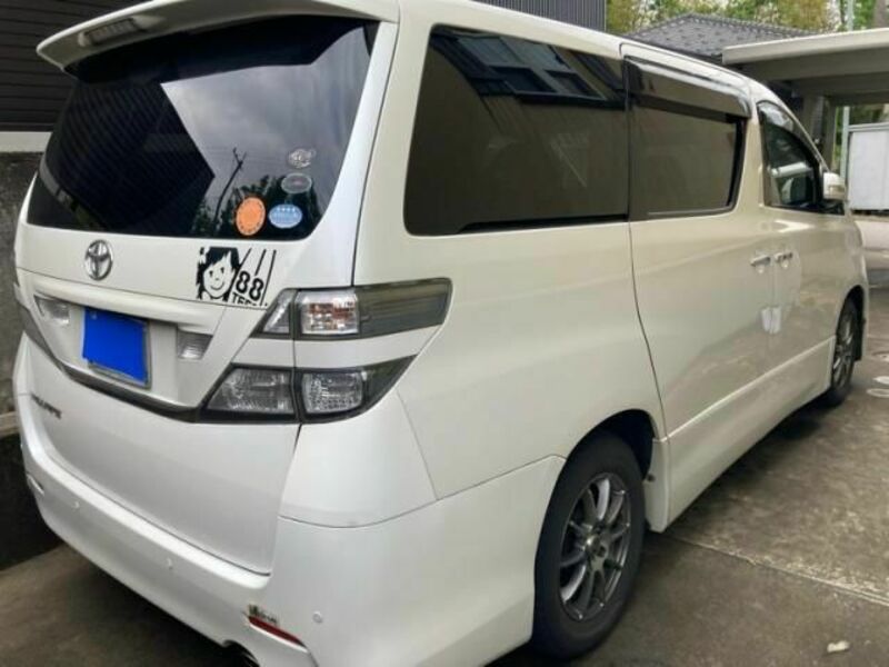 VELLFIRE-4