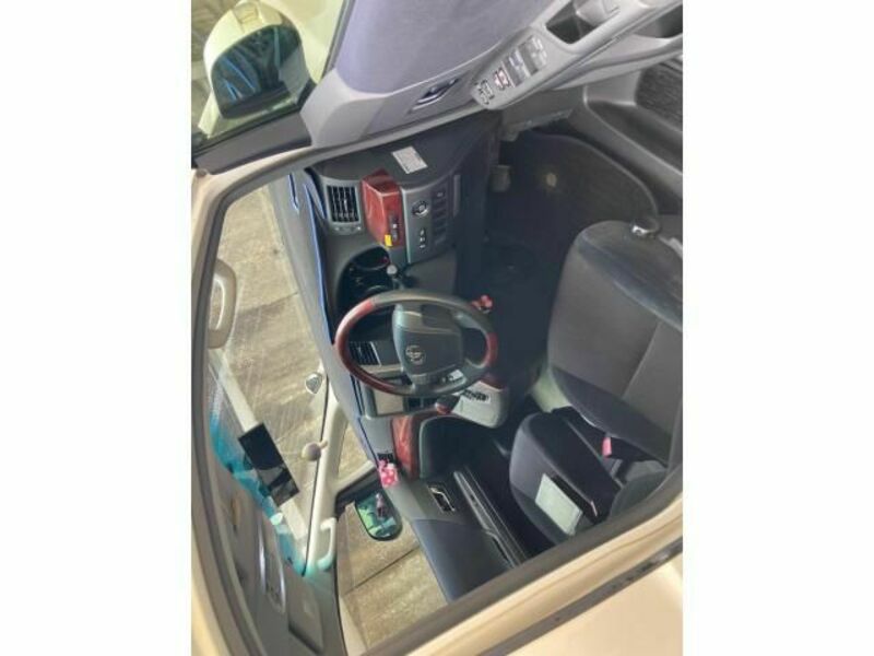 VELLFIRE-9