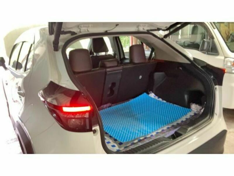YARIS CROSS