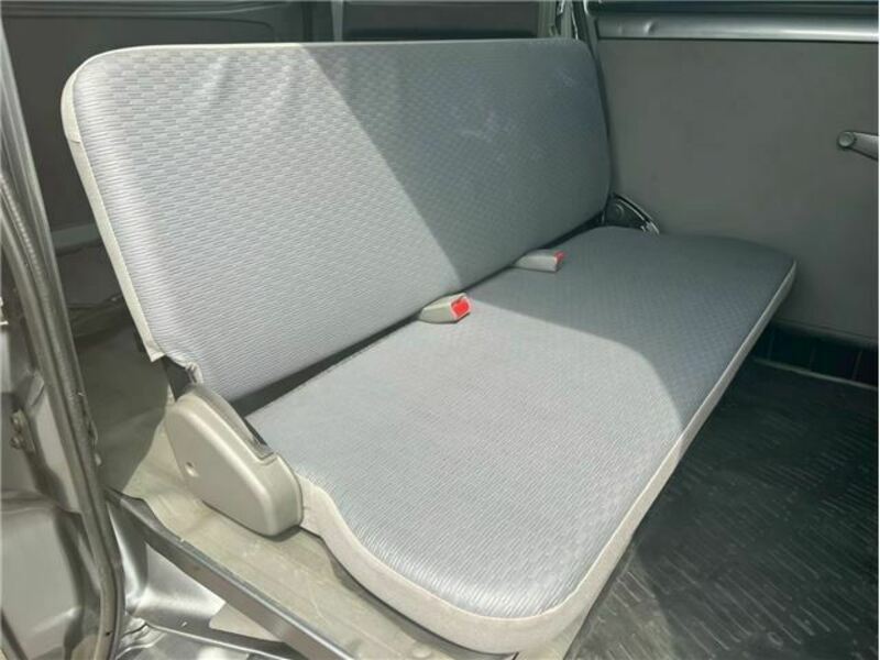 MINICAB VAN