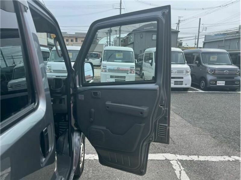 MINICAB VAN