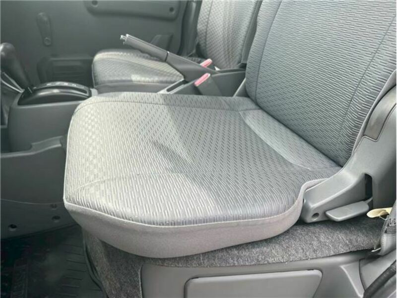 MINICAB VAN