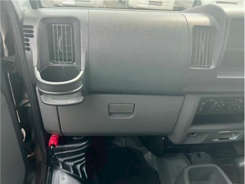 MINICAB VAN