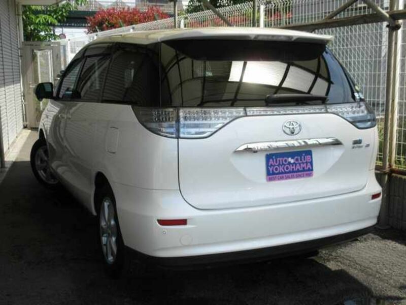 ESTIMA HYBRID