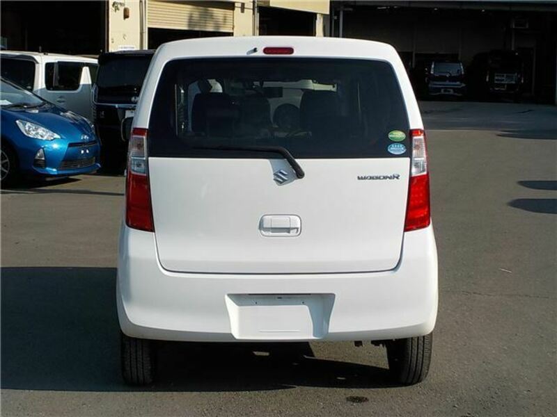 WAGON R-9