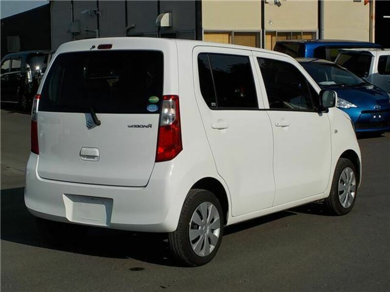 WAGON R-10