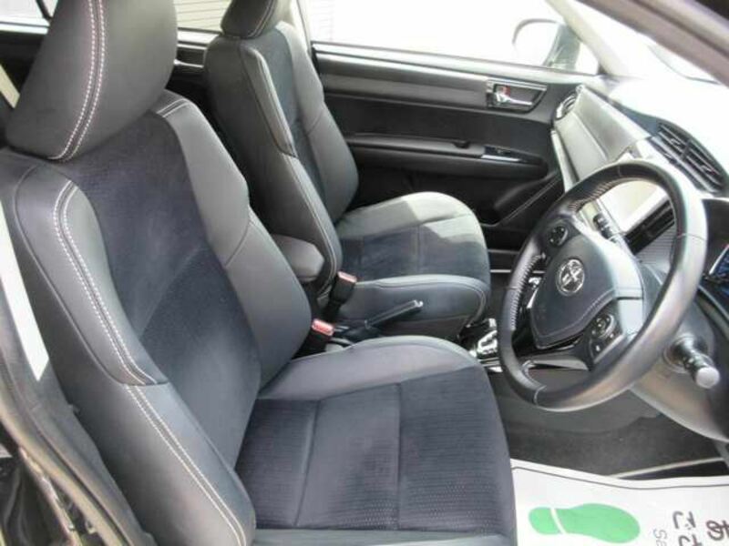 COROLLA FIELDER
