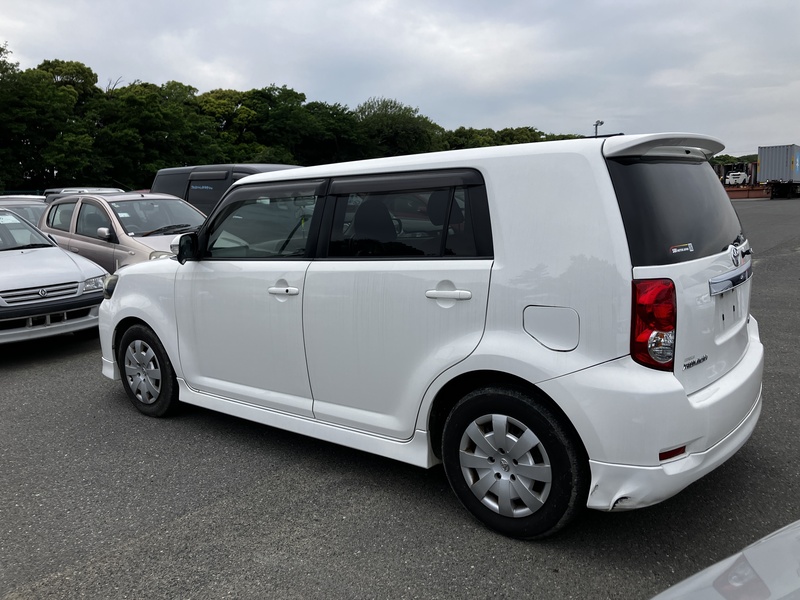 COROLLA RUMION