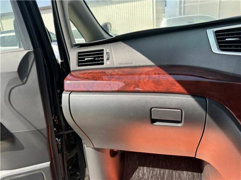 VELLFIRE-10