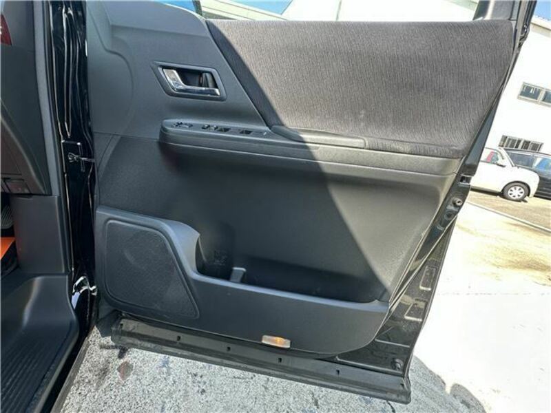 VELLFIRE-16