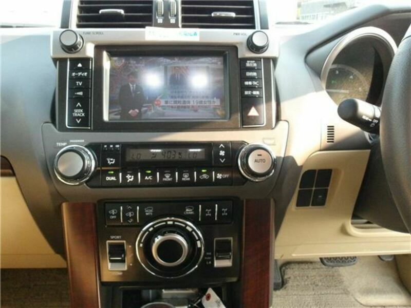 LAND CRUISER PRADO-5