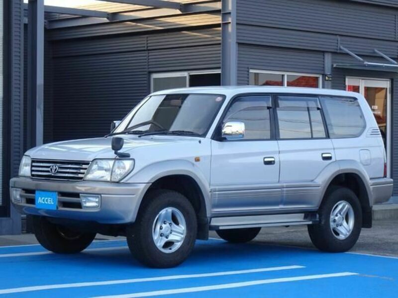 TOYOTA　LAND CRUISER PRADO