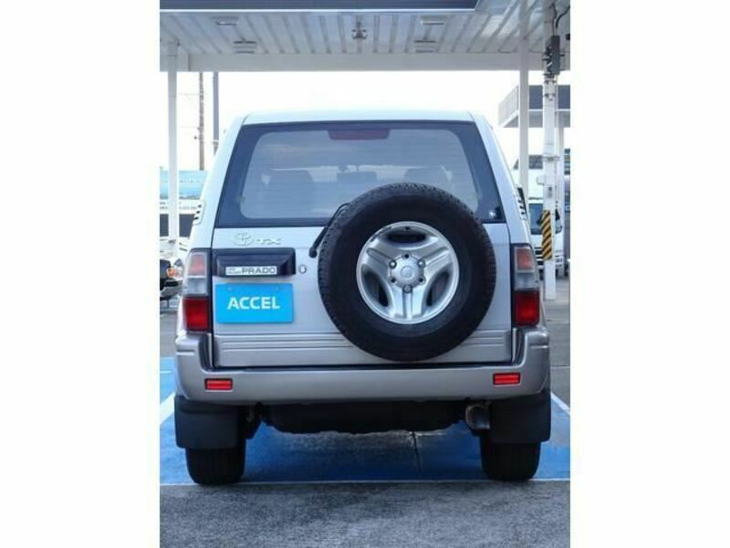 LAND CRUISER PRADO-3