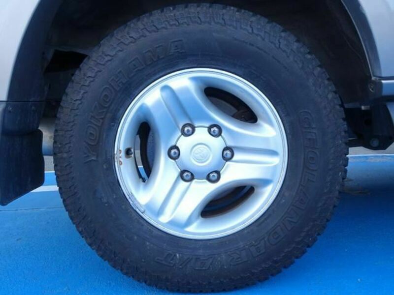 LAND CRUISER PRADO-12