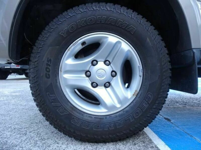 LAND CRUISER PRADO-15