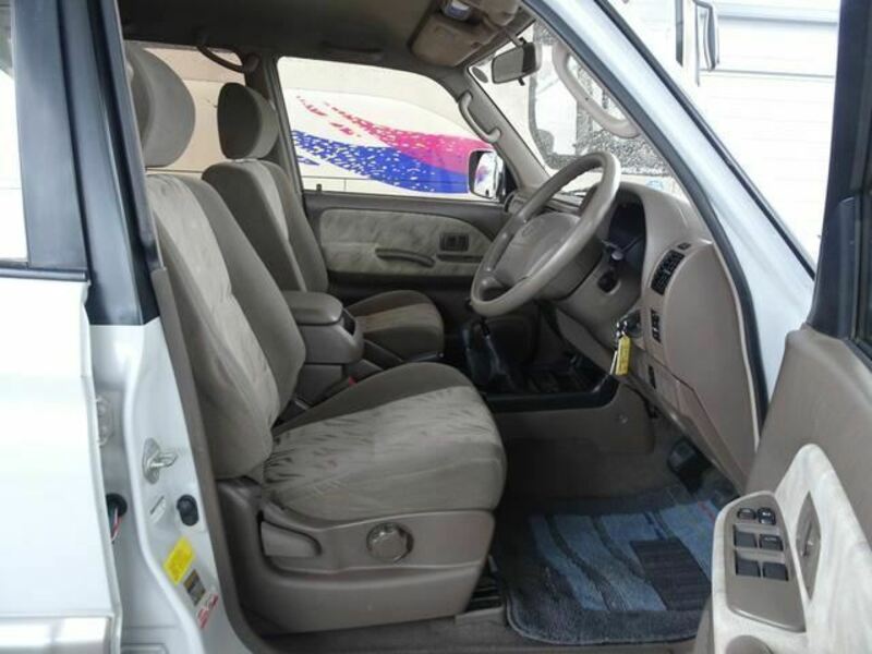 LAND CRUISER PRADO-17
