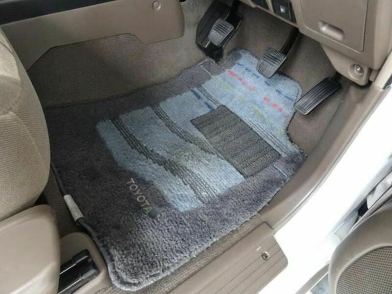 LAND CRUISER PRADO-18