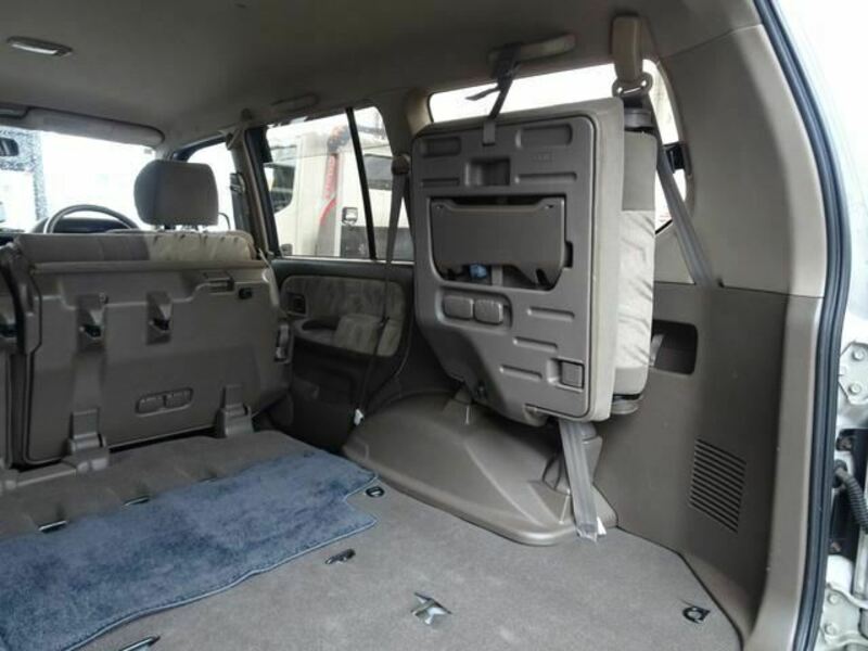 LAND CRUISER PRADO-38