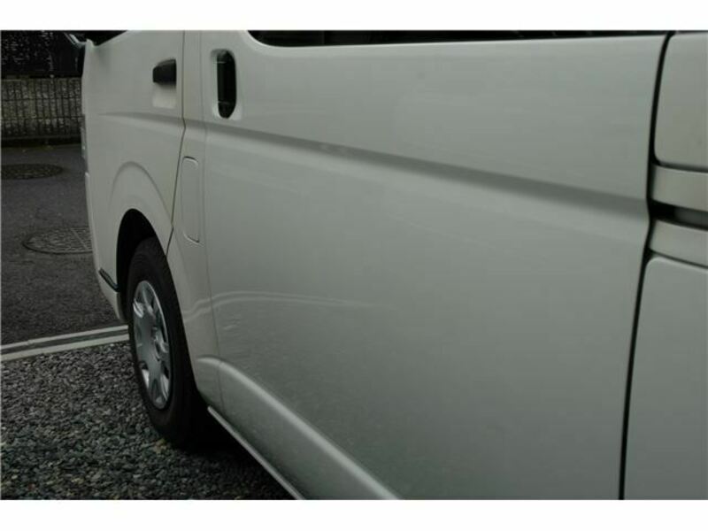 HIACE-11