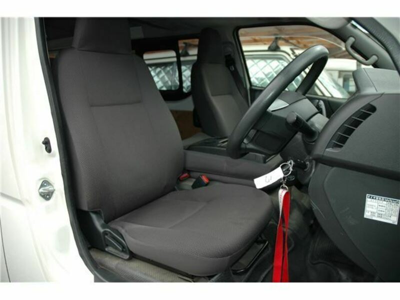 HIACE-13