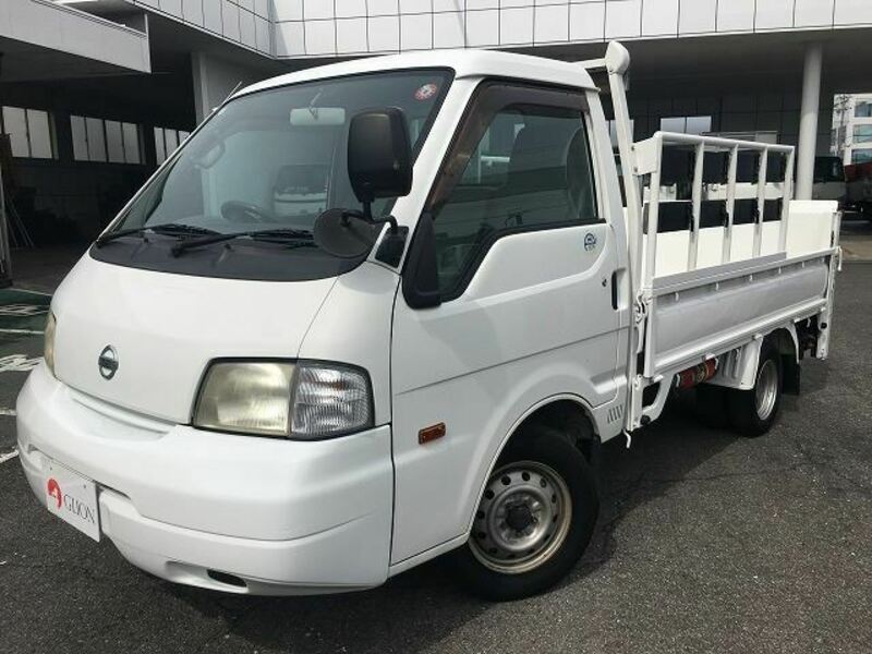 NISSAN　VANETTE TRUCK