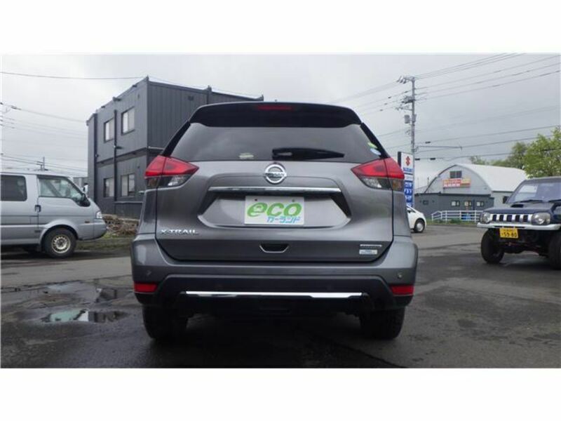 X-TRAIL