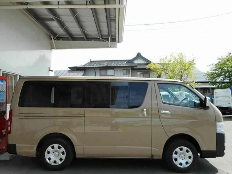 HIACE