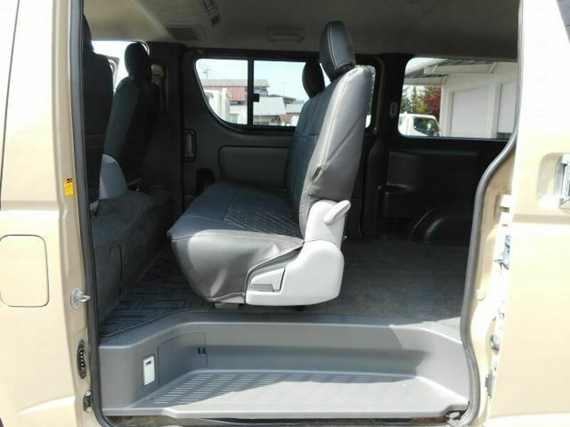 HIACE